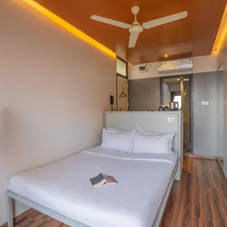 Zostel Plus Panchgani Exterior photo