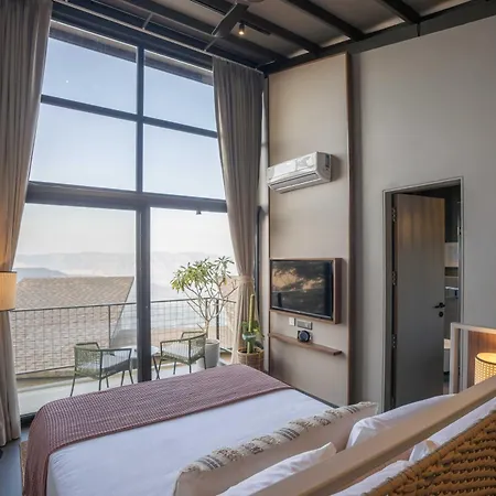 Zostel Plus Panchgani Exterior photo